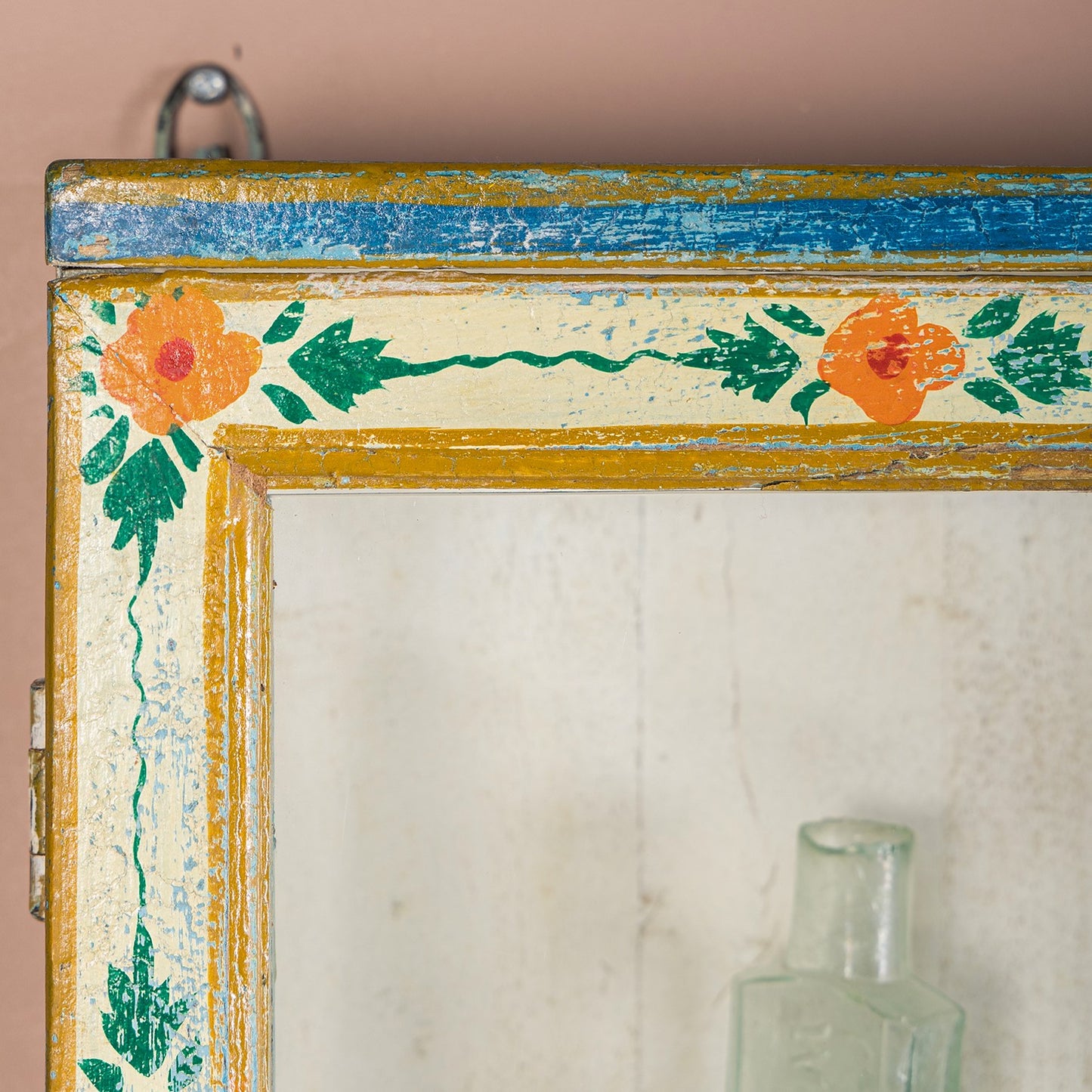 Handpainted Kanchana Square Wall Showcase