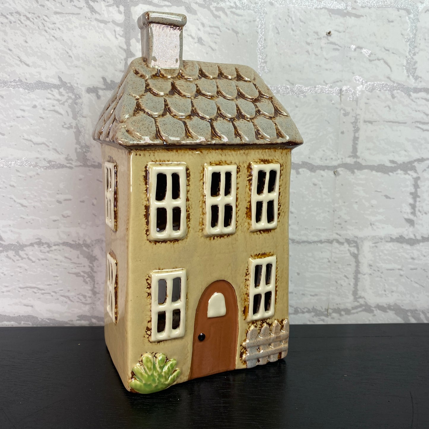 Village Pottery Garden House Tealight Holder Cream