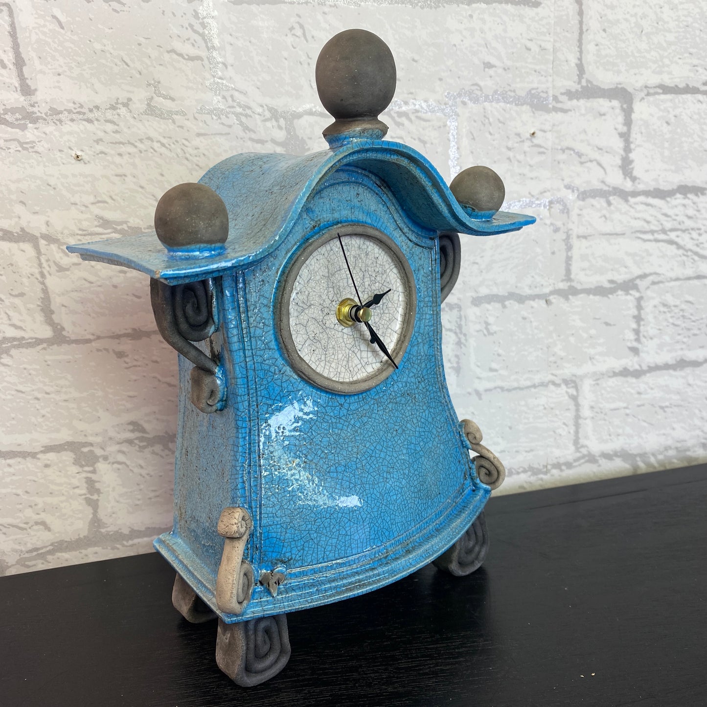 Stonesplitter Medium Mantle Clock Blue