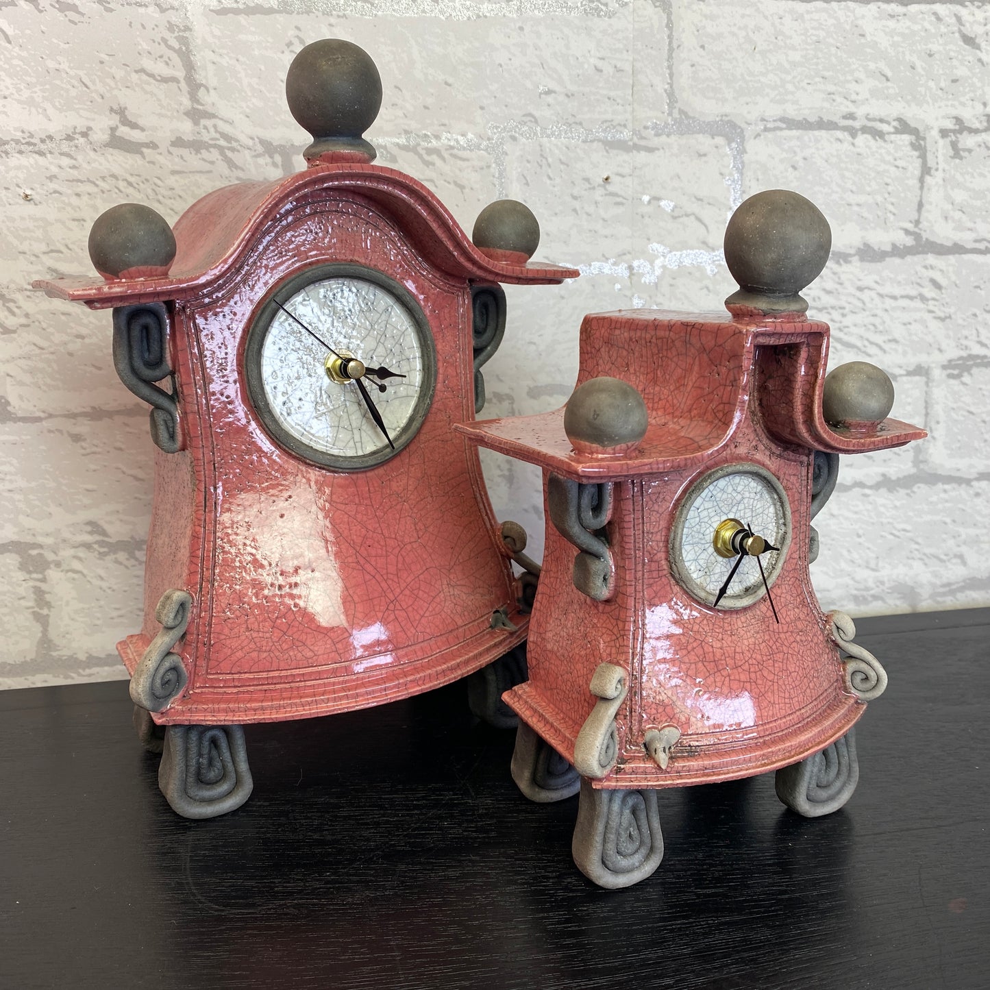 Stonesplitter Medium Mantle Clock Pink