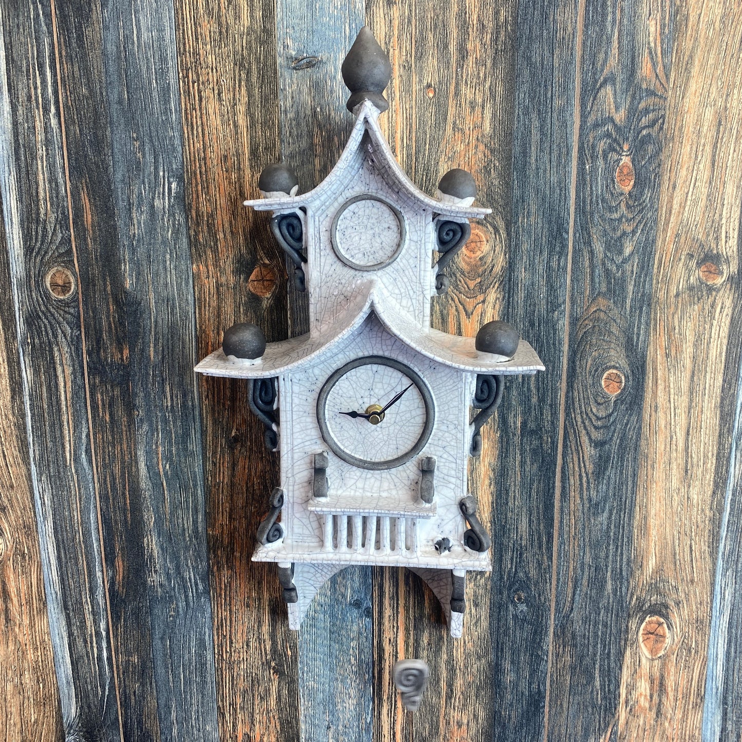 Stonesplitter 2 Tier Wall Clock White