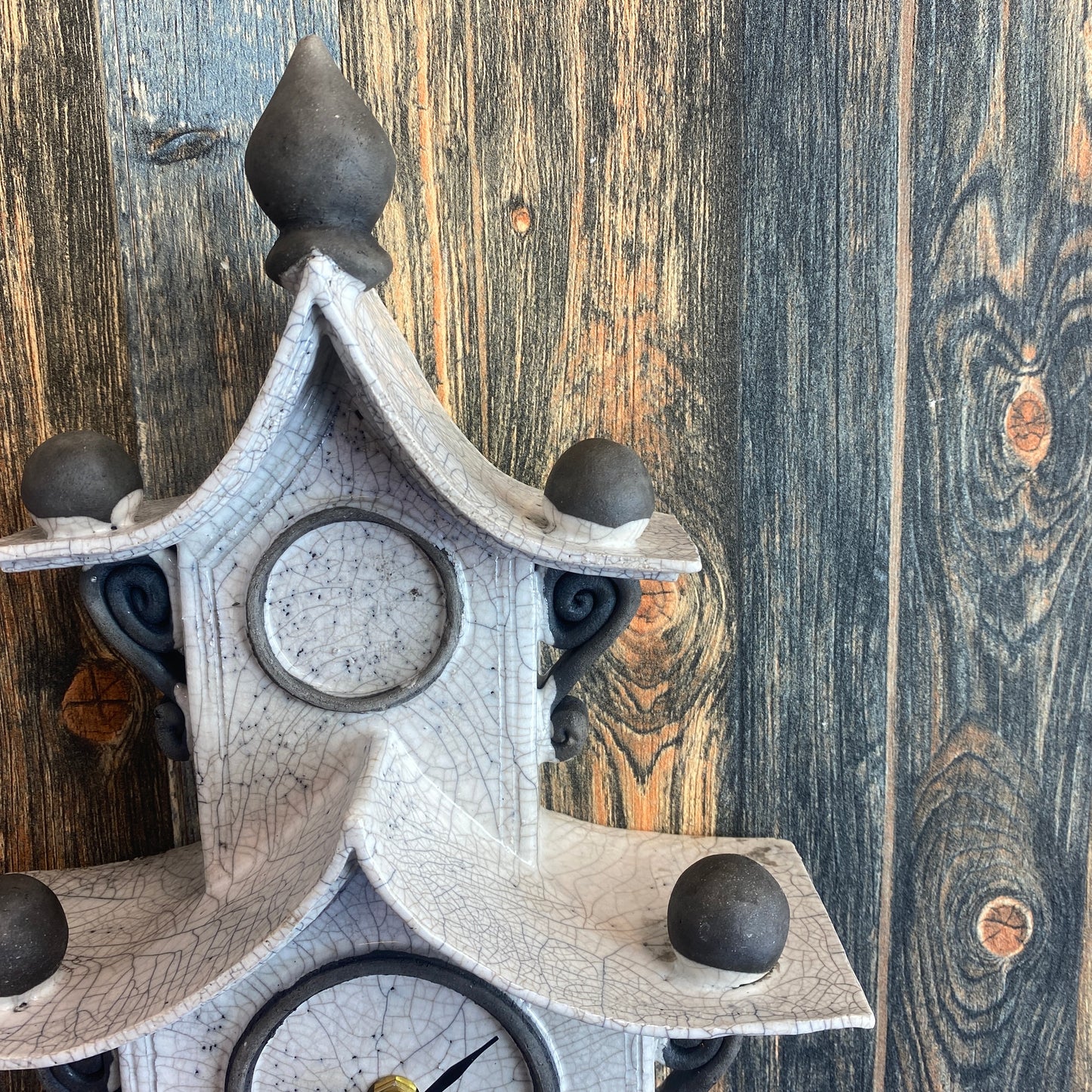 Stonesplitter 2 Tier Wall Clock White