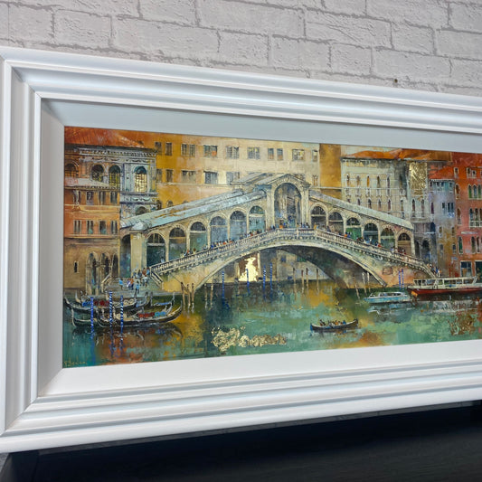 Veronika Benoni Original Art - Venice Rialto Vista