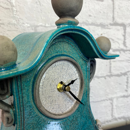 Stonesplitter Medium Mantle Clock Turquoise