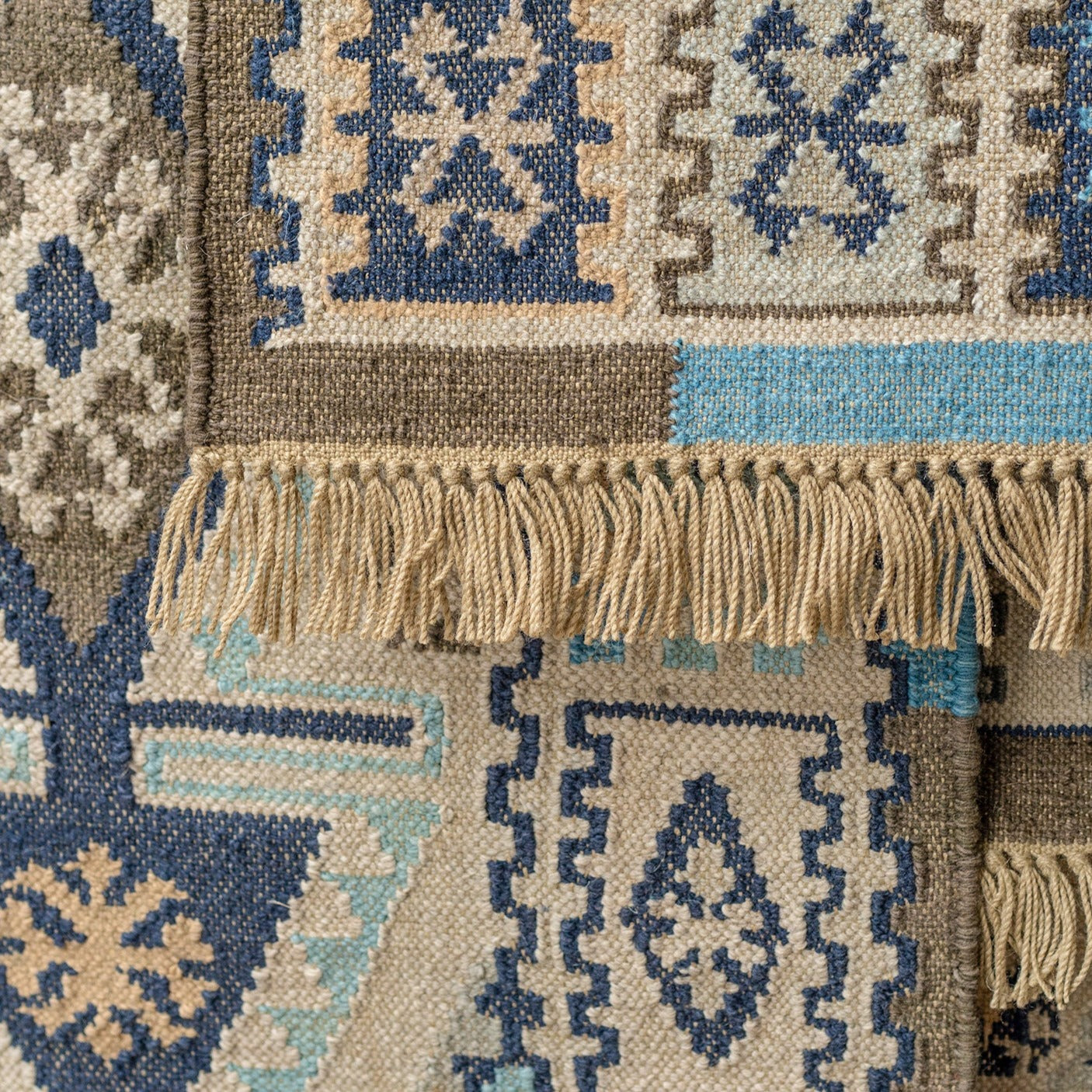 Isha Handloom Kilim Medium Rug